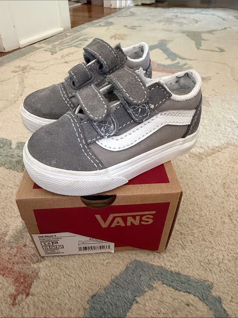 Vans Kids Gray Old Skool Velcro Sneakers with White Stripe